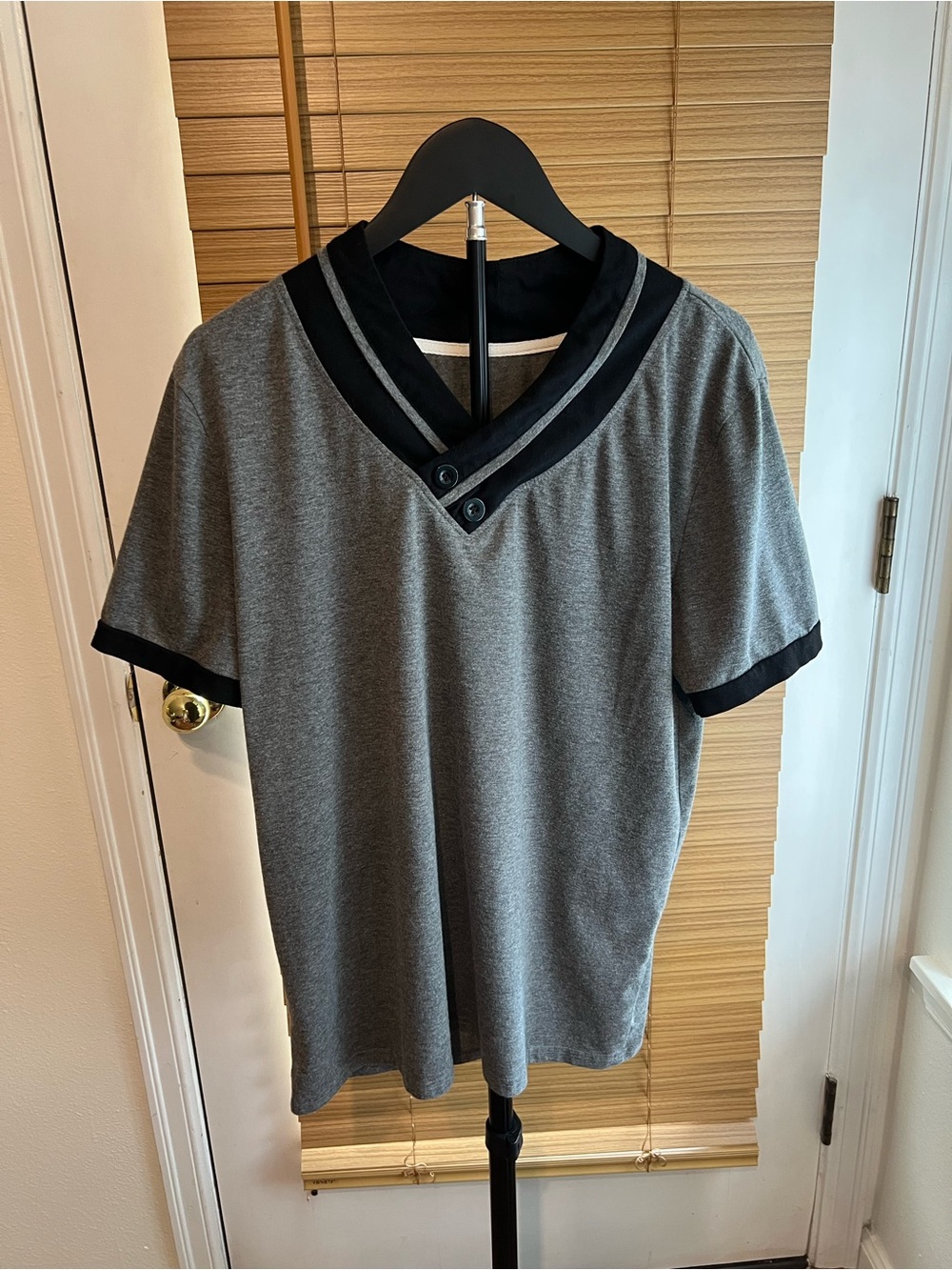 Men's Grey Short-Sleeve V-Neck Shirt with Black Trim
